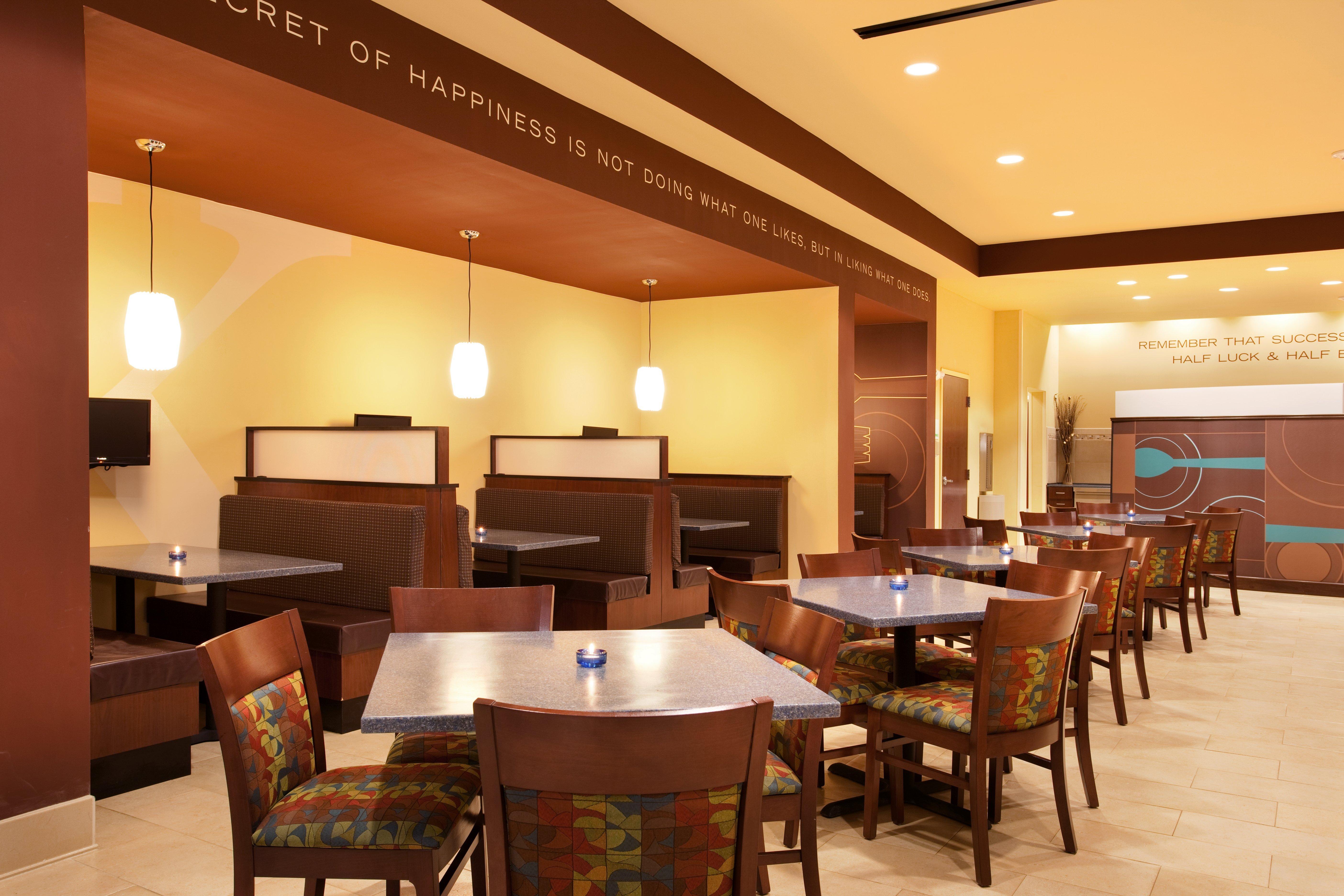 Holiday Inn Saint Louis-Fairview Heights By Ihg Exterior photo